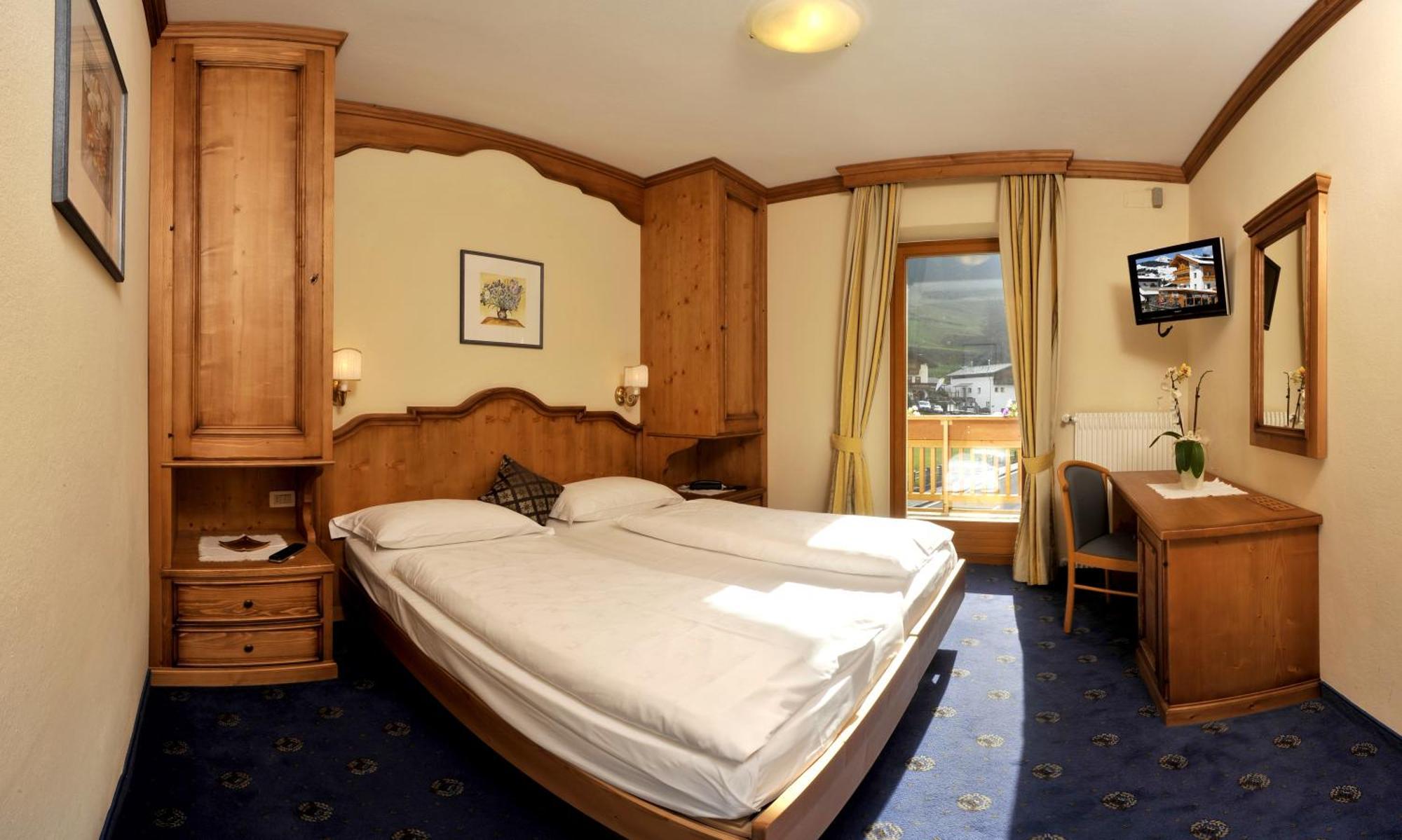 Hotel Europa Dolomites Selva di Val Gardena Eksteriør bilde