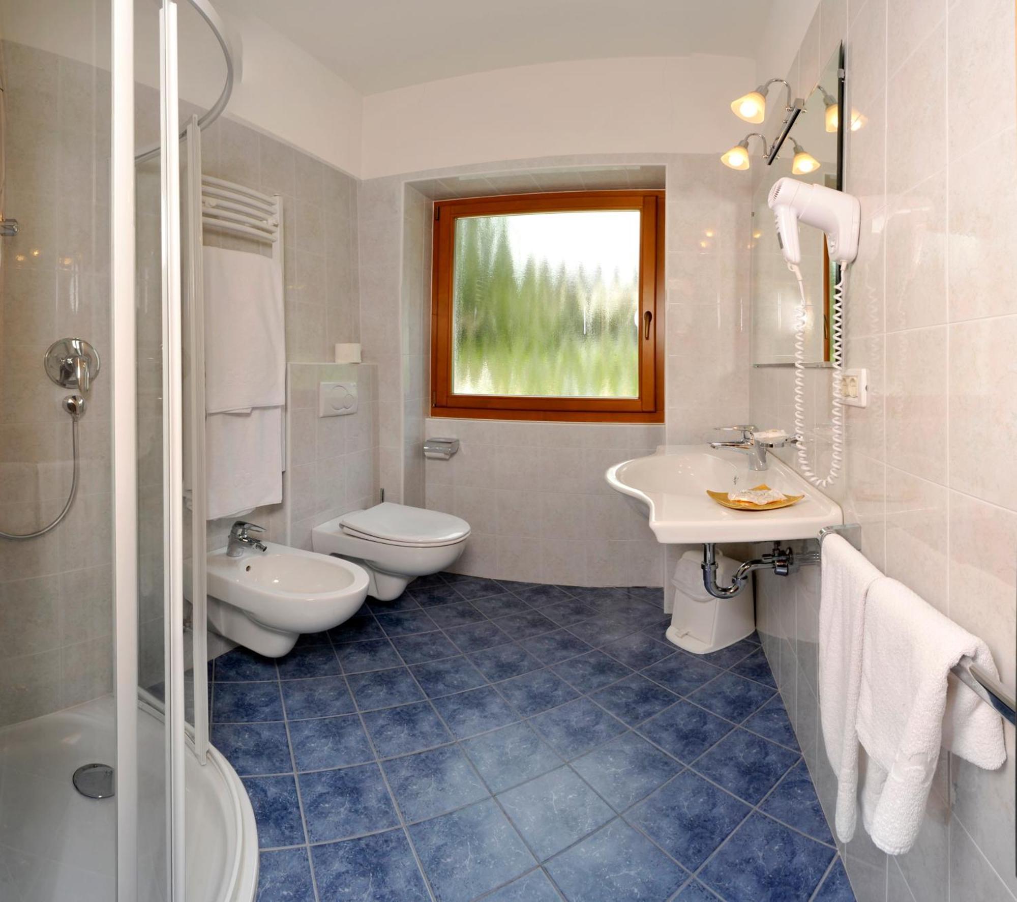 Hotel Europa Dolomites Selva di Val Gardena Eksteriør bilde