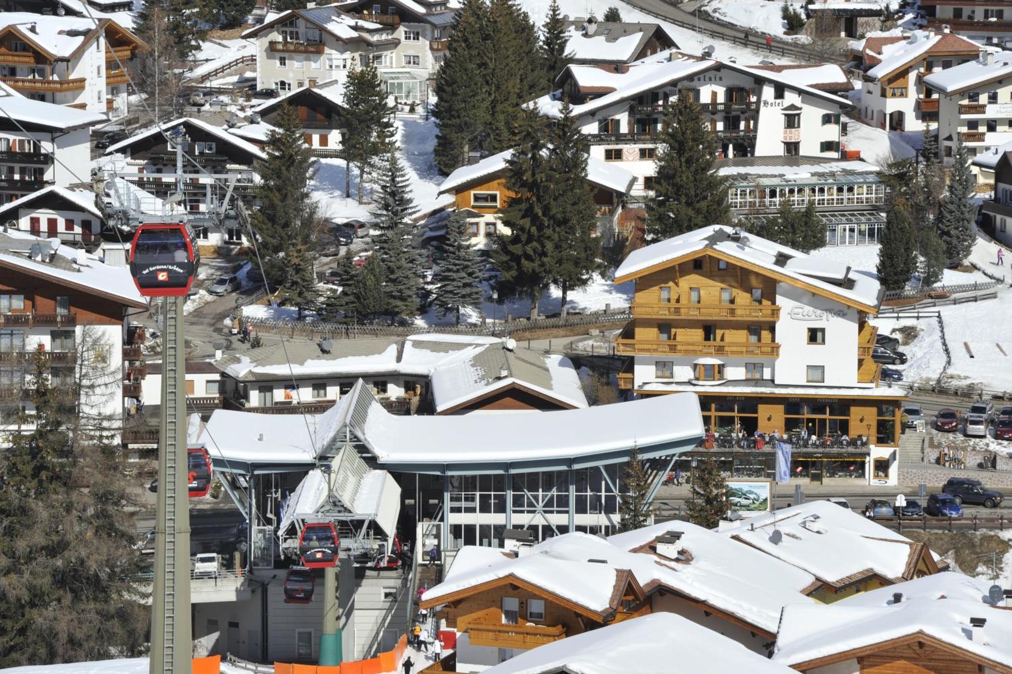 Hotel Europa Dolomites Selva di Val Gardena Eksteriør bilde