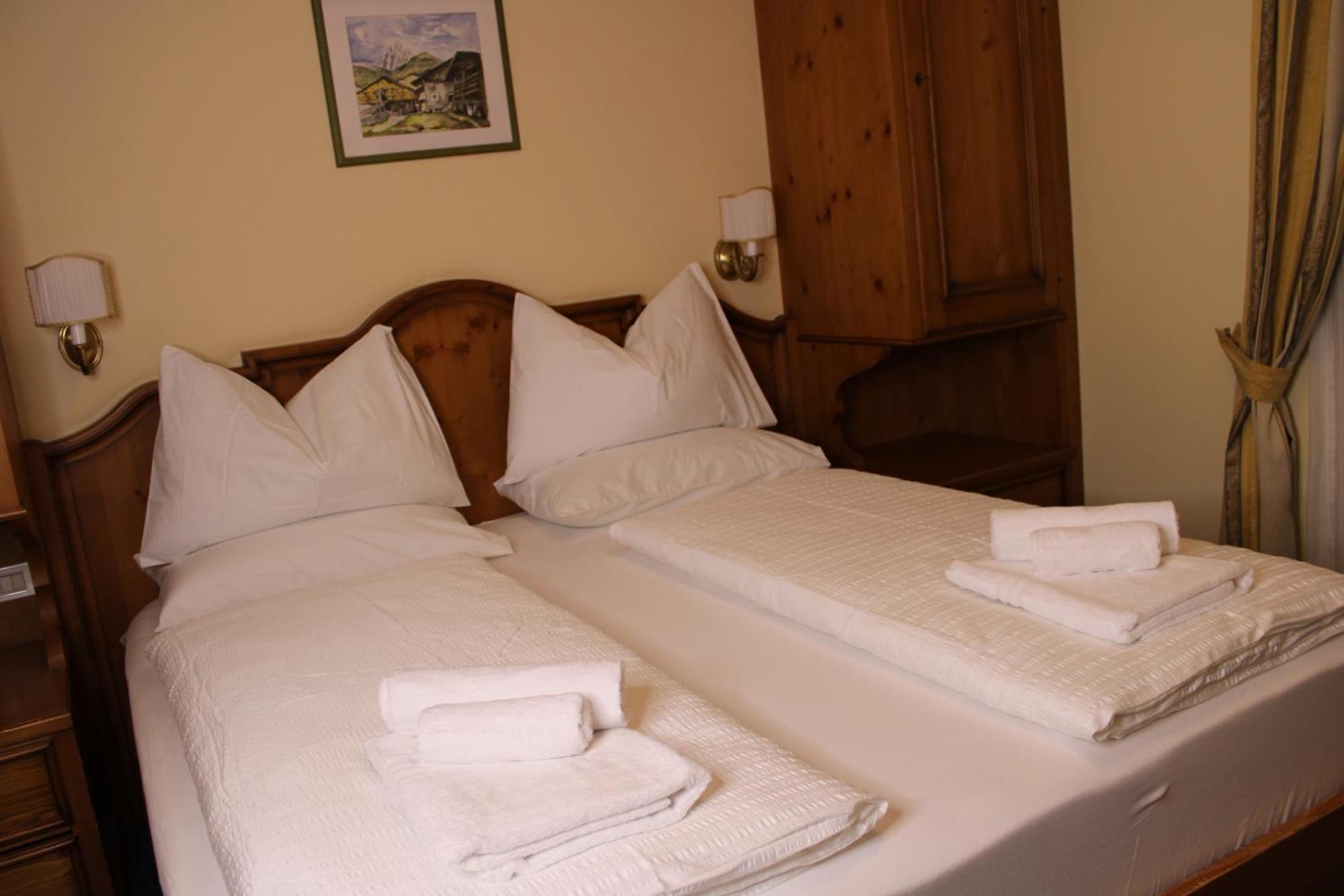 Hotel Europa Dolomites Selva di Val Gardena Eksteriør bilde