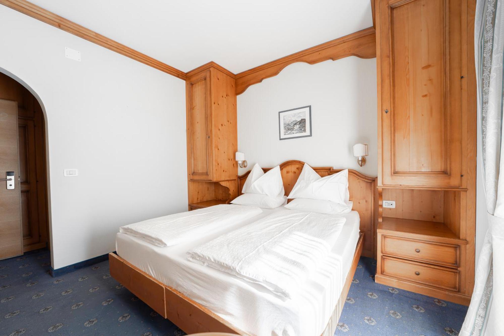 Hotel Europa Dolomites Selva di Val Gardena Eksteriør bilde